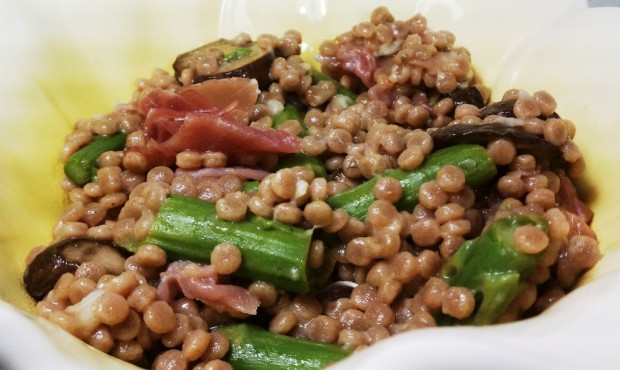 Couscous with Prosciutto, Mushrooms and Asparagus