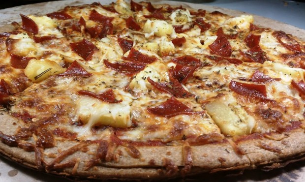 Pepperoni & Pineapple Pizza