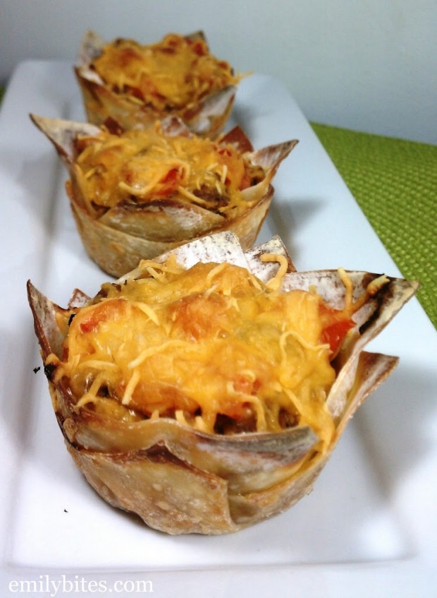 Cheeseburger Wonton Cupcakes
