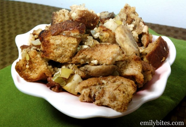 Turkey Apple Pecan Stuffing