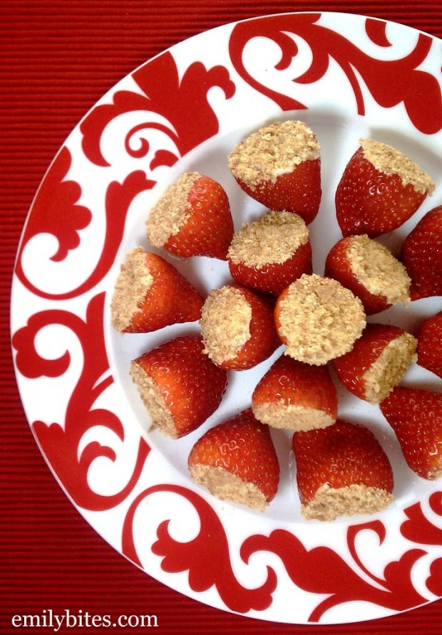 Cheesecake Stuffed Strawberries