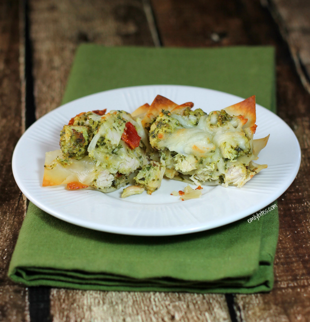 Chicken Pesto Wonton Cups