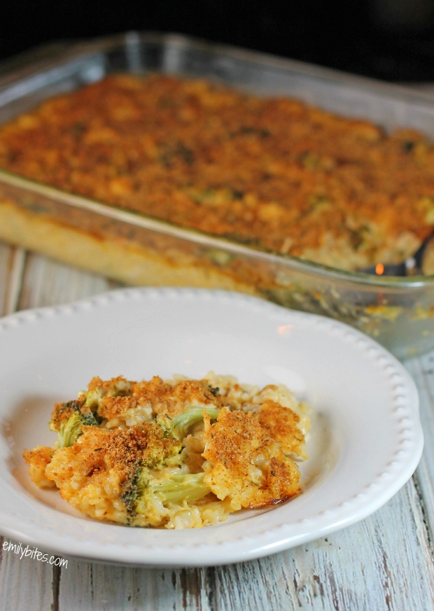 Cheesy Chicken Broccoli & Rice Casserole