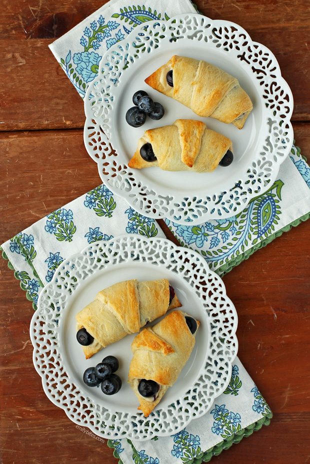 Blueberry Cheesecake Rolls