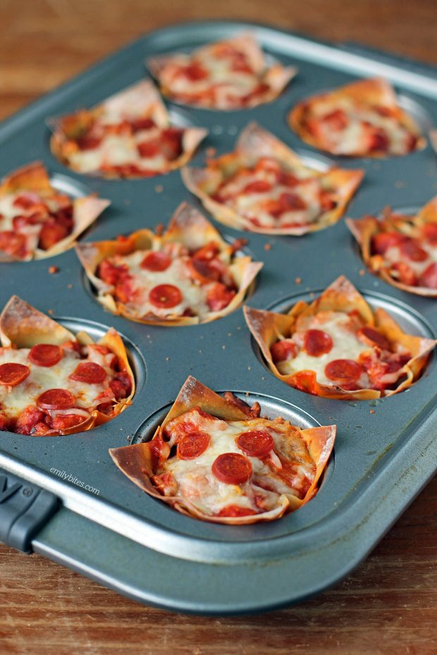 Pizza Wonton Cups