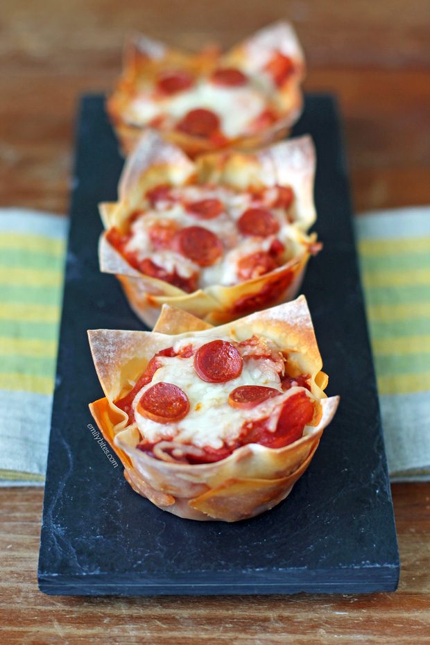 Pizza Wonton Cups