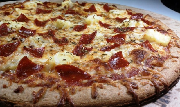 Pepperoni & Pineapple Pizza