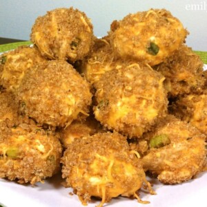 Cheesy Buffalo Chicken Balls