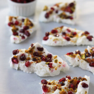 Pomegranate and Pistachio Frozen Yogurt Bark