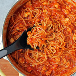 One-Pot Turkey and Veggie Spaghetti in a pot