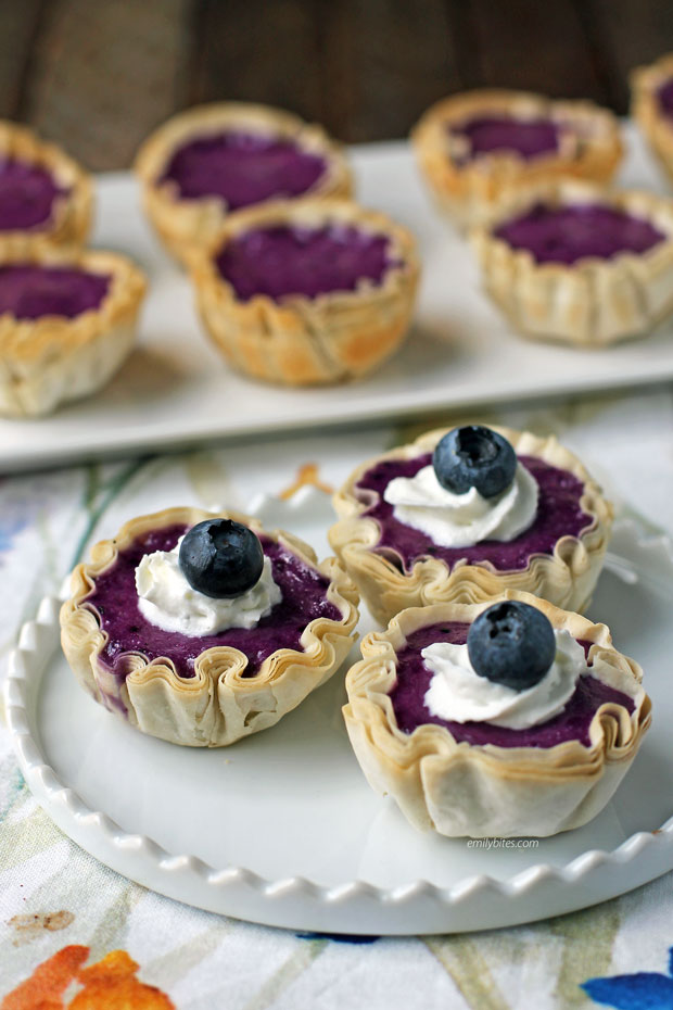 Blueberry Cheesecake Mini Tarts close up