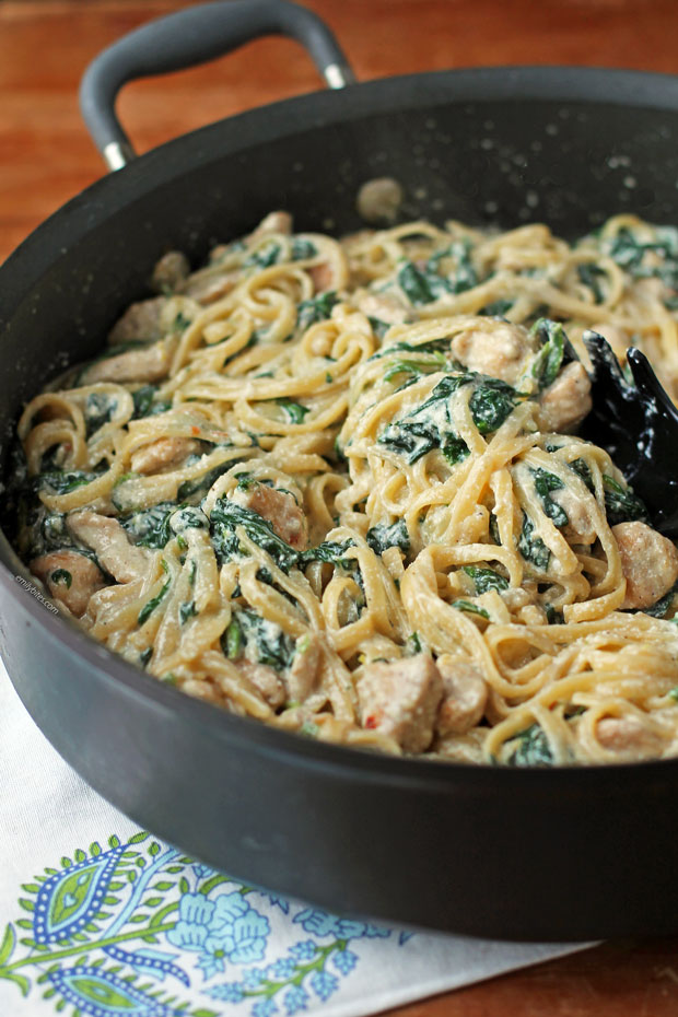 Ricotta and Spinach Pasta with Chicken close up