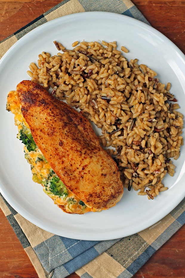 Cheesy Broccoli Stuffed Chicken overhead