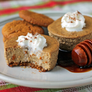 Gingerbread Cheesecake Cups cut open