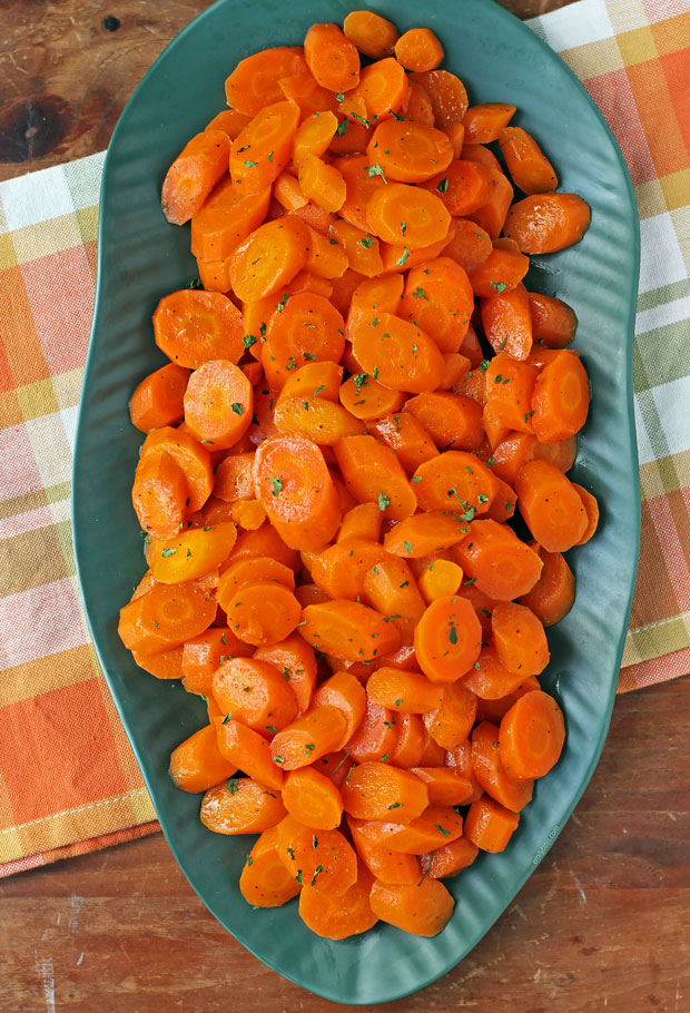 Easy Slow Cooker Carrots overhead shot